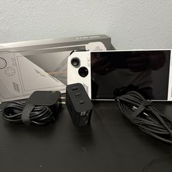 Rog Ally Z1 Extreme W/ Dock