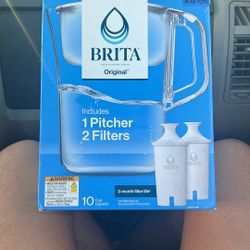 BRAND NEW: Brita 10 Cup Pitcher With 2 Filters 