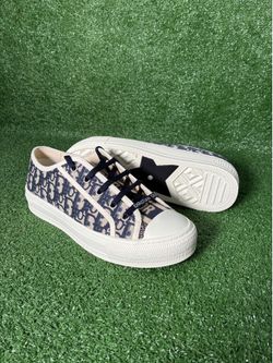 DR Women's Shoes Size 9.5 & 10