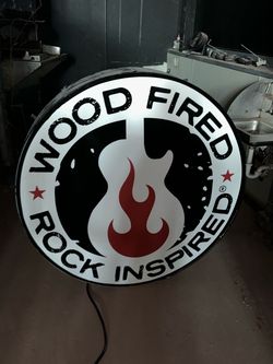 Rock pizza sign