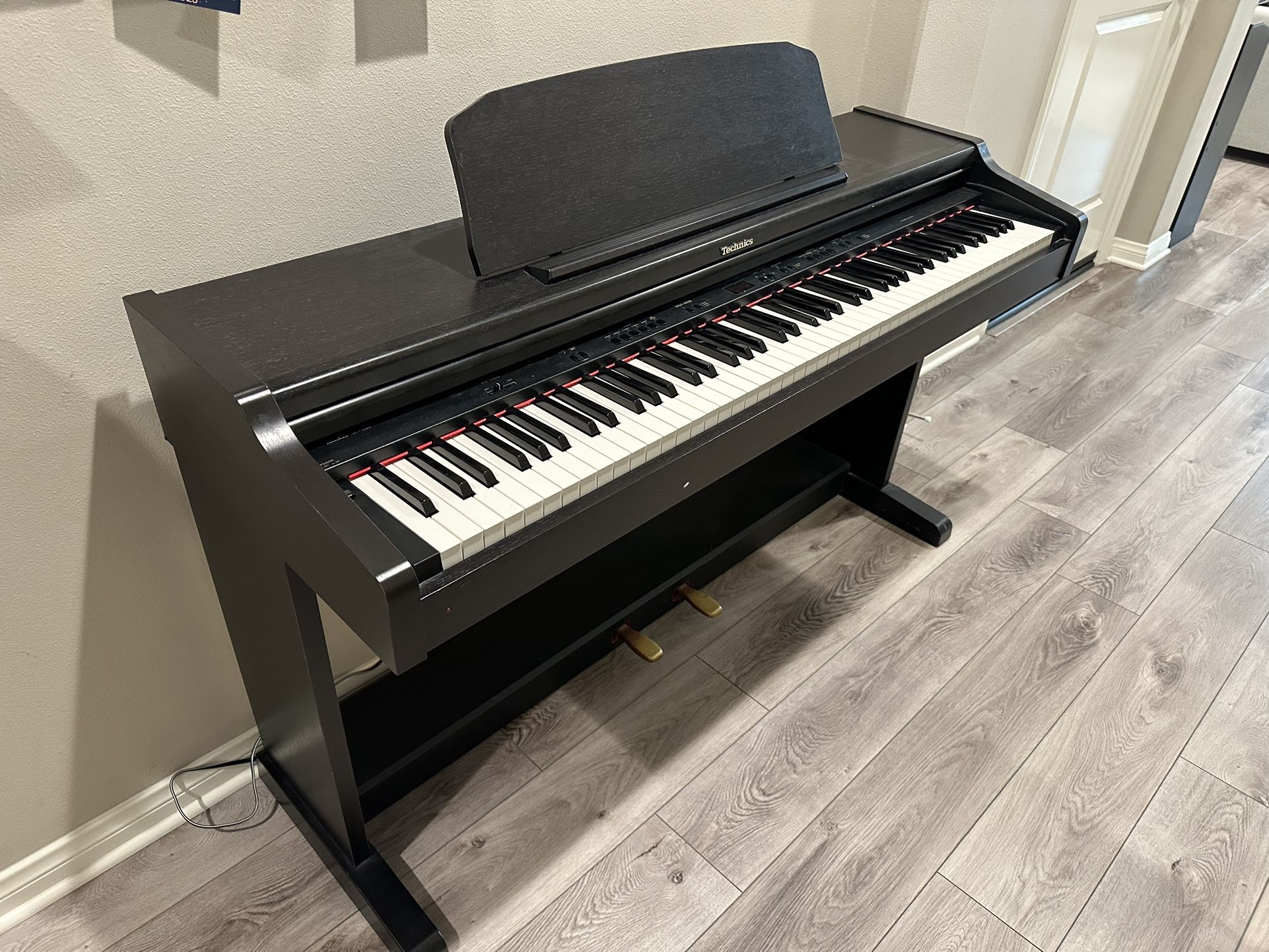 Technics Electronic Piano(Need To Be Fixed)