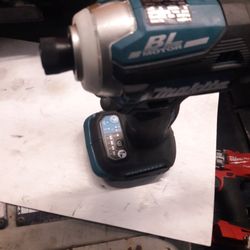 New Makita 1/4 Hex Impact Tool Only