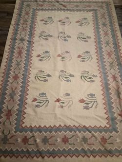 Vintage Flatweave Floral Area Rug