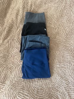 Women’s Yoga/Workout Leggings Bundle – Size Large – 4 Pairs