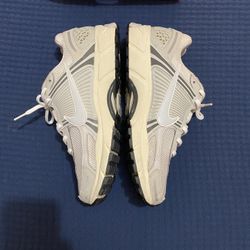 Nike Zoom Vomero 5 SE Men's Shoes