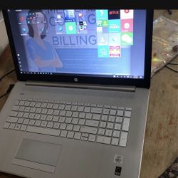 17’ Touchscreen Hp Laptop