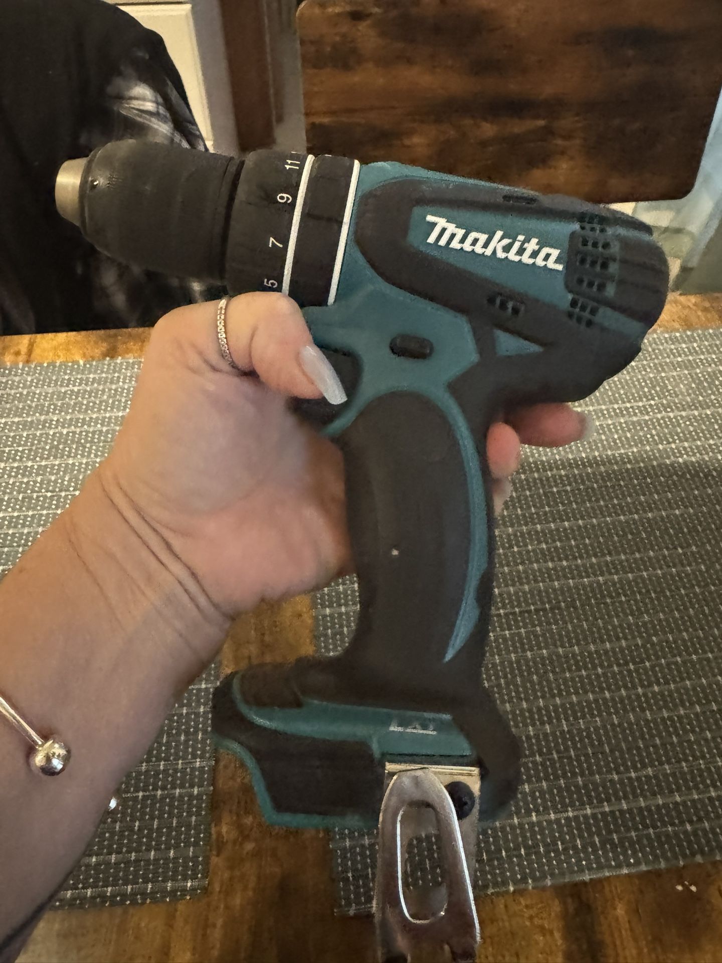 Makita 18 V Drill 