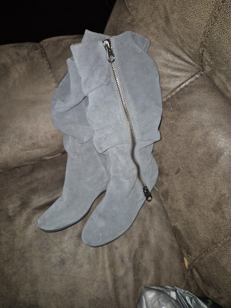 Suede Grey Boots