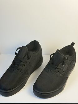 Heelys 93 Shoe Palace Home Grown Black Paisley Roller Shoes Youth 4 HES10499