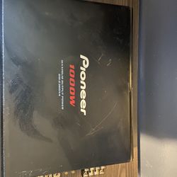 1000 Watt Pioneer Amp