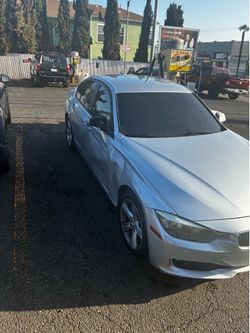 BMW 328i