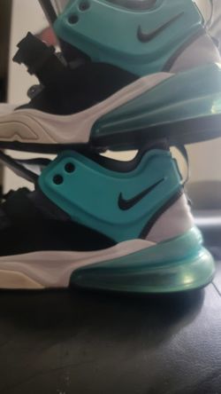 Nike Air Max Force 270