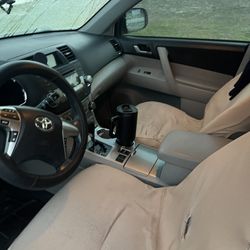 2012 Toyota Highlander