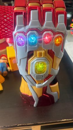 Disney Parks Avenger Campus Iron Man Infinity Gauntlet Drink Cup Holder Light Up