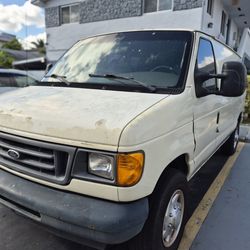Van ford  E 250 super cargo 2007