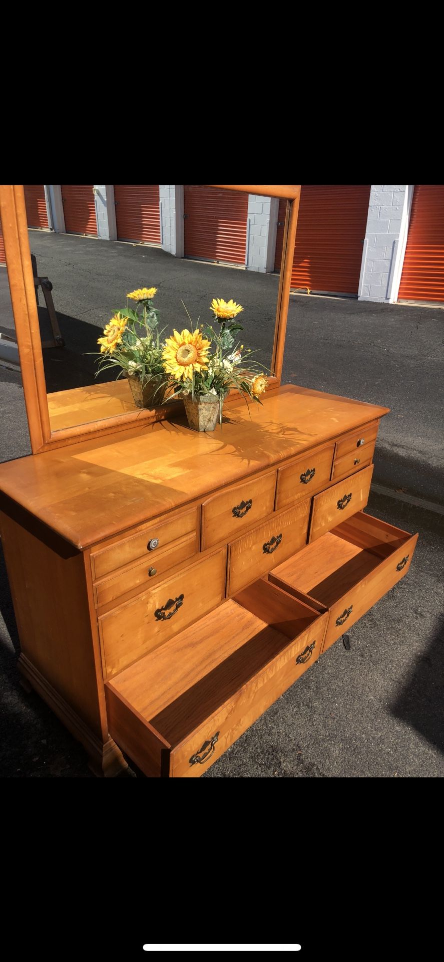 Real Wood Long Dresser With Big Drawers, Big Mirror. Drawers Sliding Smoothly. Delivery Available