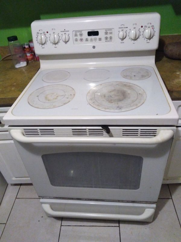 White general electric stove for Sale in Tampa, FL OfferUp