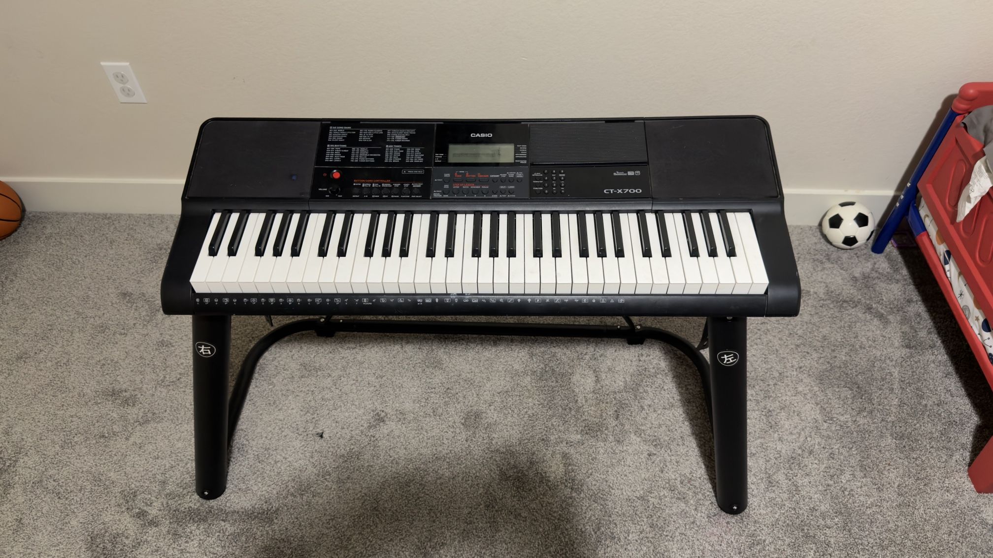 Casio CTX-700 Keyboard with Stand