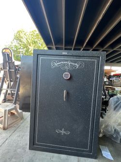 Nice safe asking 850 or best offer or possible trade