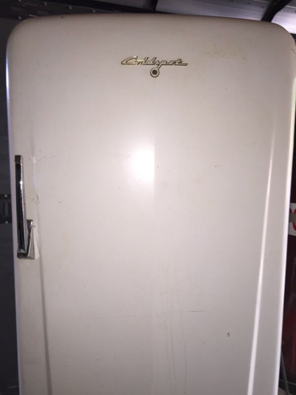1940 coldspot refrigerator