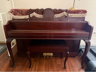Kawai 606Q upright piano