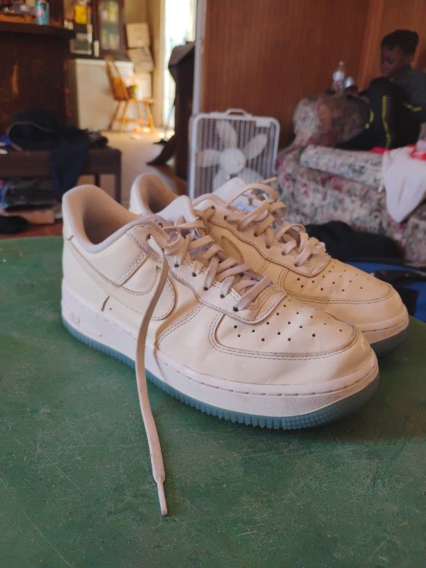 Nike Airs