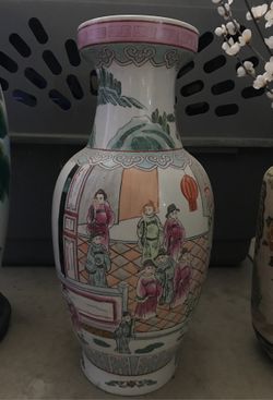 19” antique Chinese vase