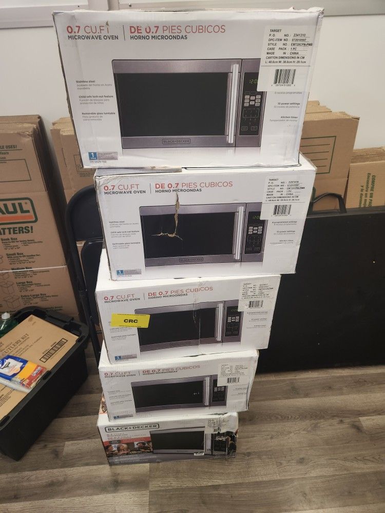 BLACK AND DECKER MICROWAVE