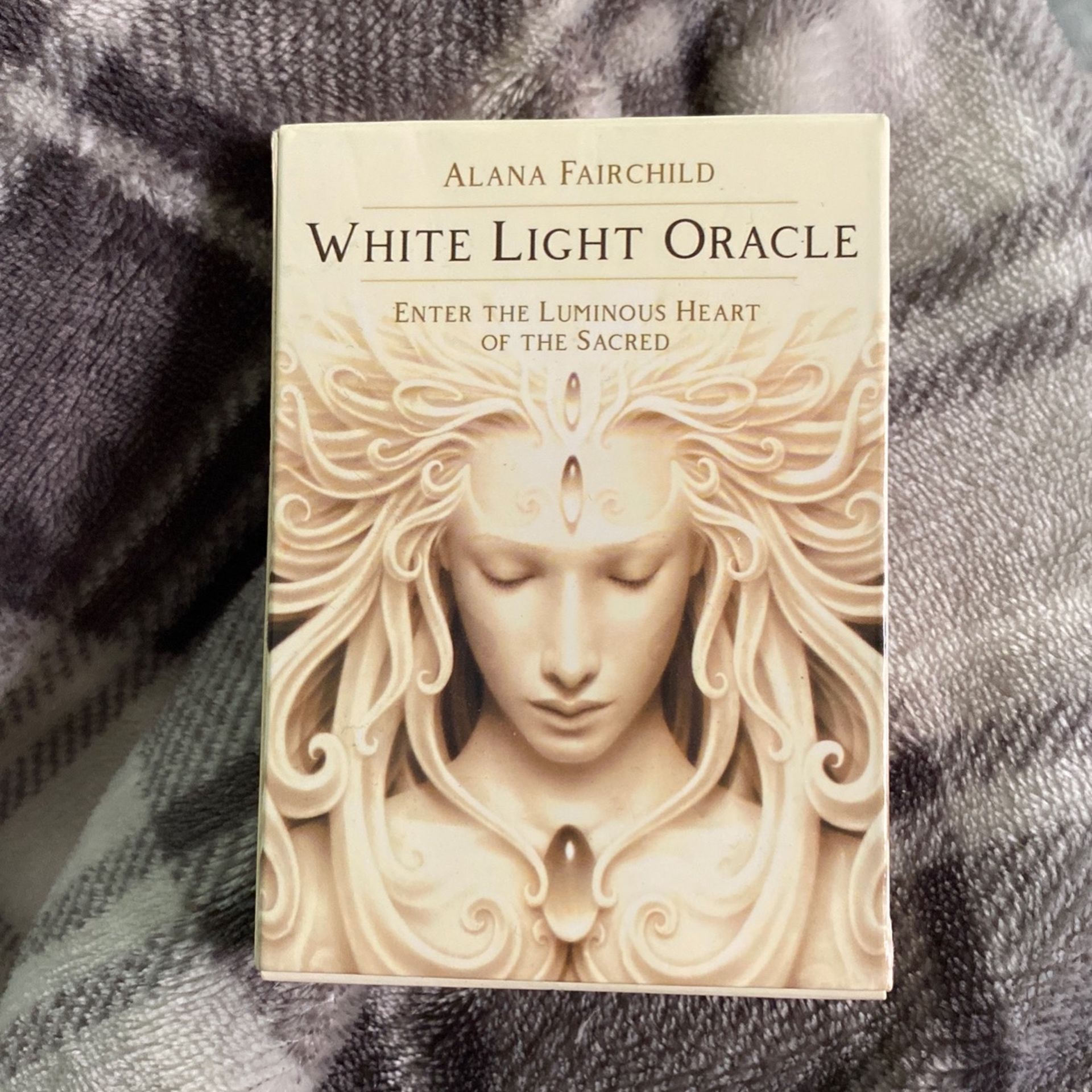 White light Oracle Cards