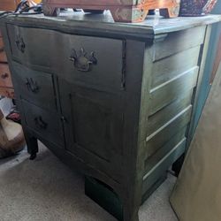 Large Oak Dresser! 