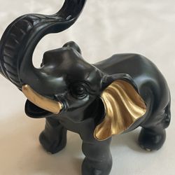 Elephant Sculpture 