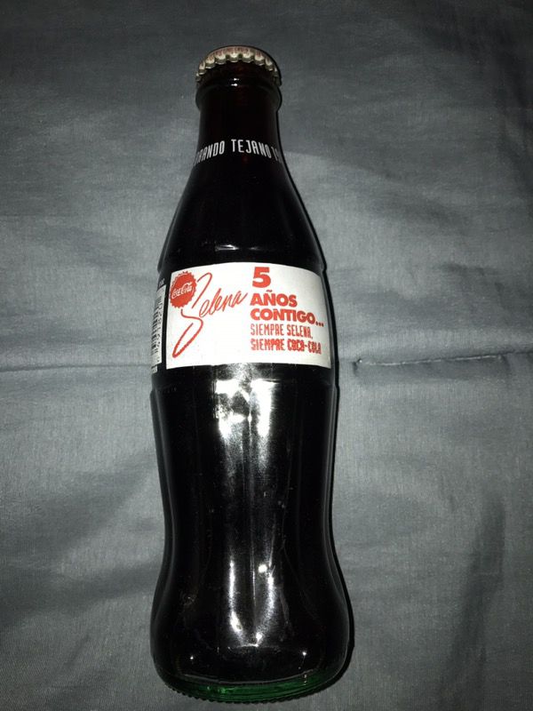 Selena coke bottle set mint for Sale in Clementon, NJ - OfferUp