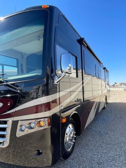 2017 Thor Miramar 37.1 Motorhome