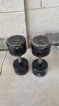 30 pound dumbbells 💪🏼 get your arms BACK for your home Gym 50$ obo