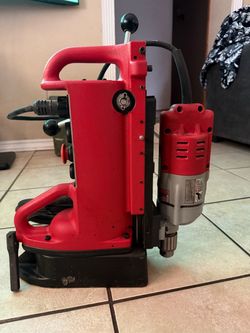 Electromagnetic drill press 4203 Milwaukee