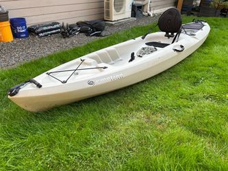 Emotion Stealth 11 Kayak with Accessories