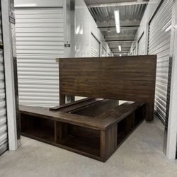 Wood Bed frame (queen)