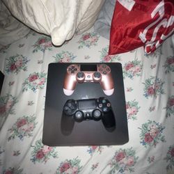 Ps4 Slim With 2 Controllers 