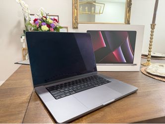 M2 MacBook