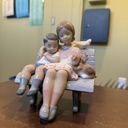 Lladró Porcelain piece 