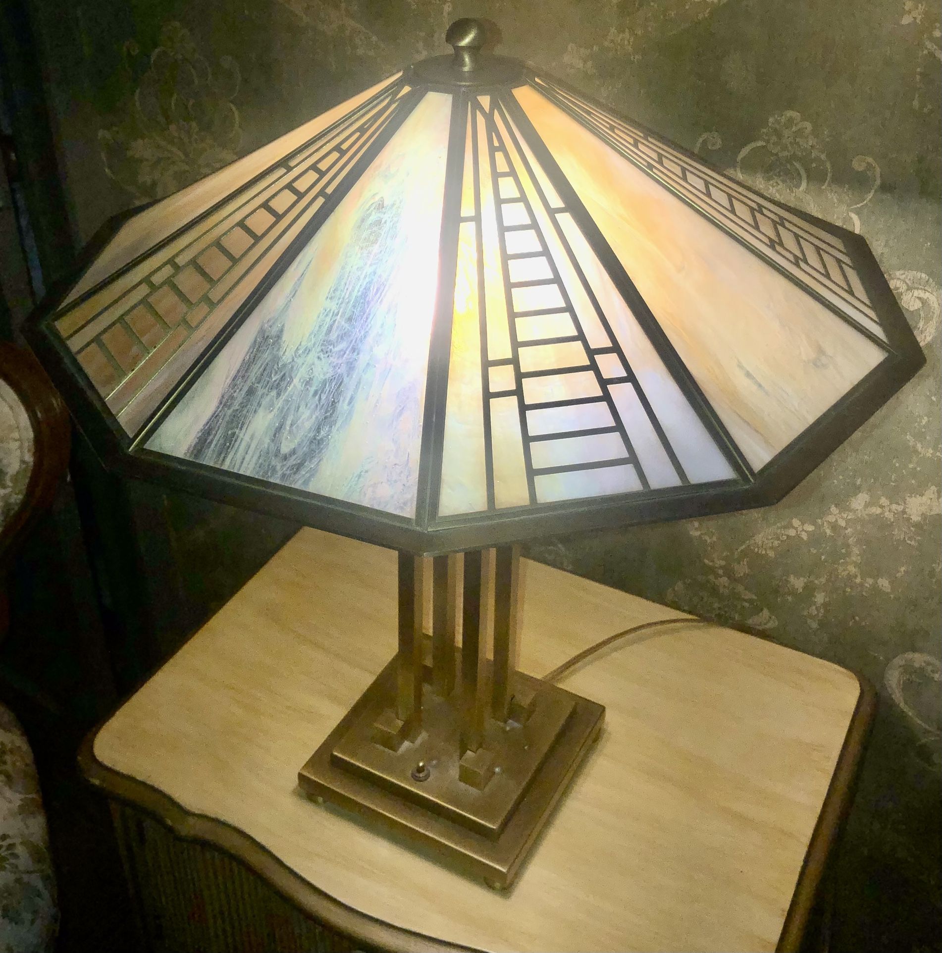 Vintage Fredrick Raymond Art Deco Slag Glass Table Lamp