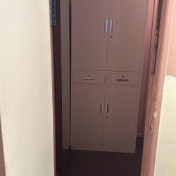Gabinete/ Storage 