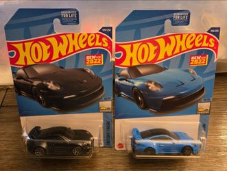 Hot Wheels Lot of 2 Factory Fresh Porsche 911 GT3 Black 10/10 & Blue 10/10