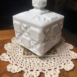 Westmoreland Old Quilt Square Box Milk Glass Candy Trinket Dresser Box with Lid