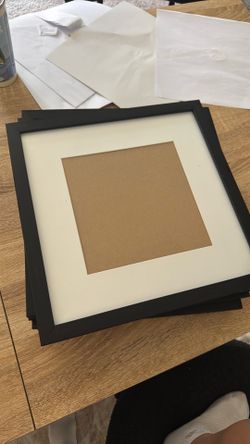 Gallery wall frame
