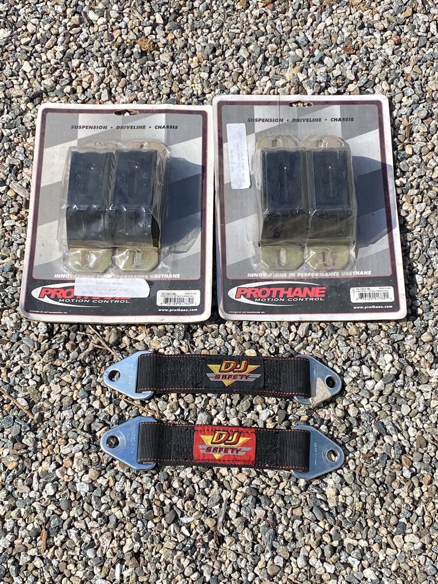 4 - 2.5” Bump Stops And 2 - 10” Limit Straps