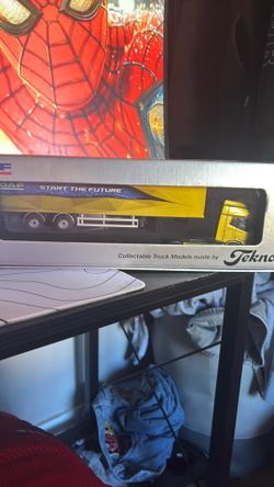 Tekno 1:50 scale truck