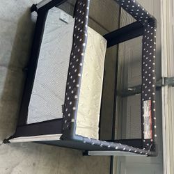 Play Pen