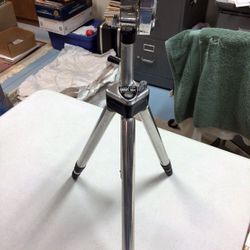 Elevator Orbit Deluxe Tripod - Model EI.1