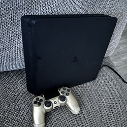 PS4 Slim
